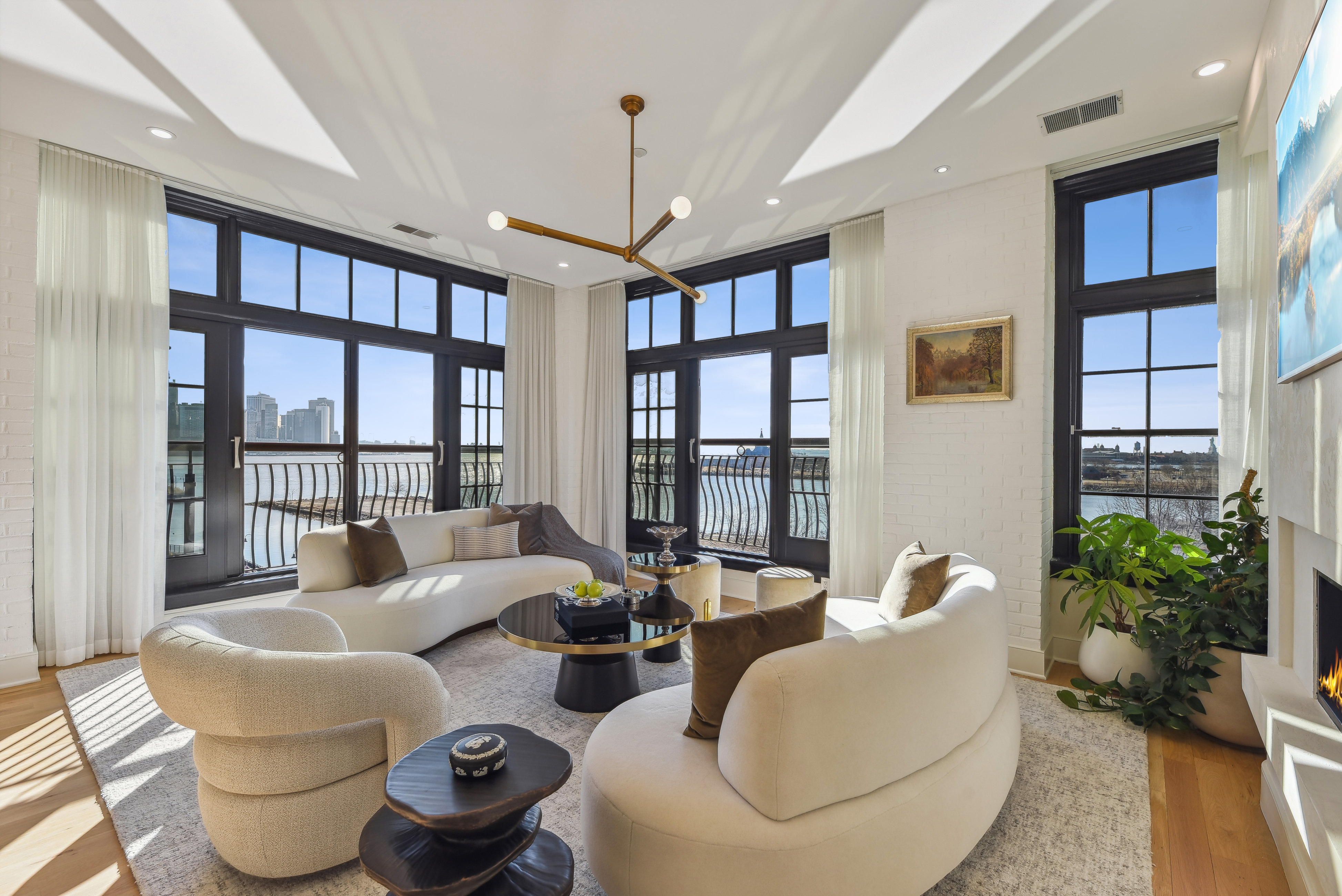 TriBeCa Style Ultra-Luxury Loft w/Jawdropping Views Directly On The Hudson River