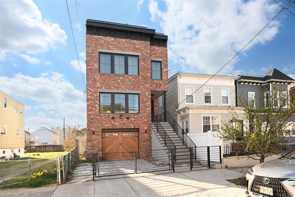 77 CLERK ST #1