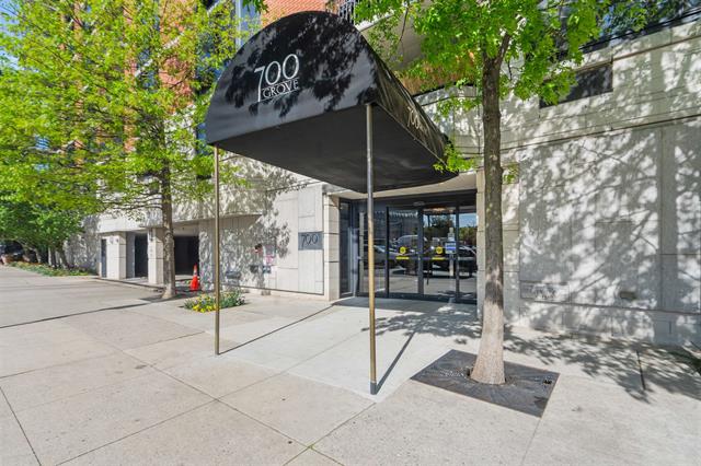 700 GROVE ST #2P