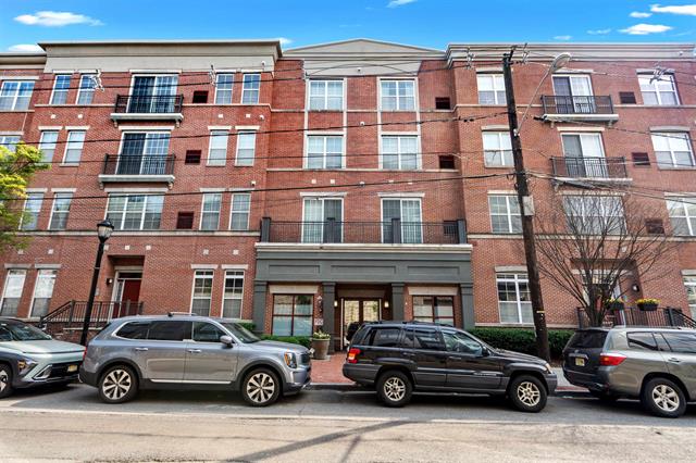 443 2ND ST #412