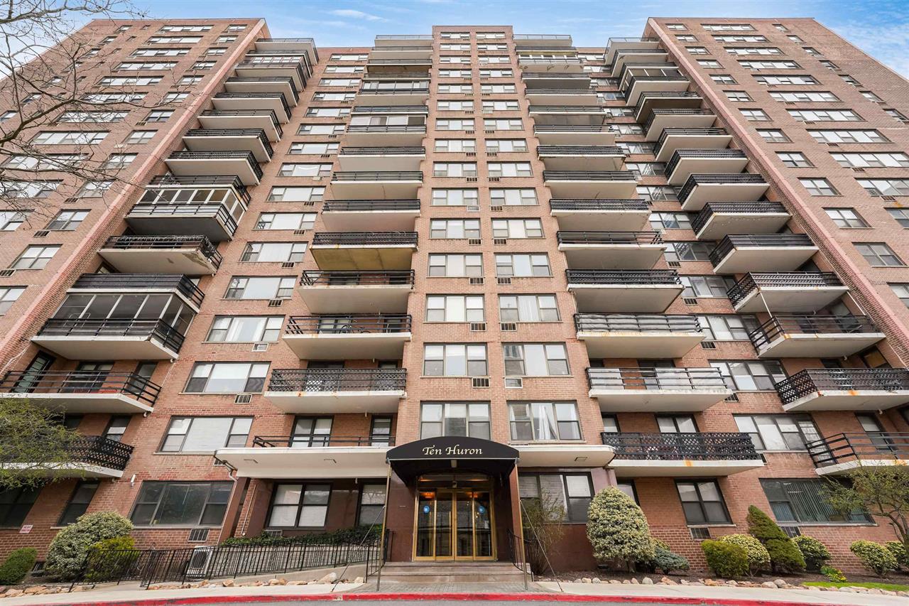 10 HURON AVE #12C