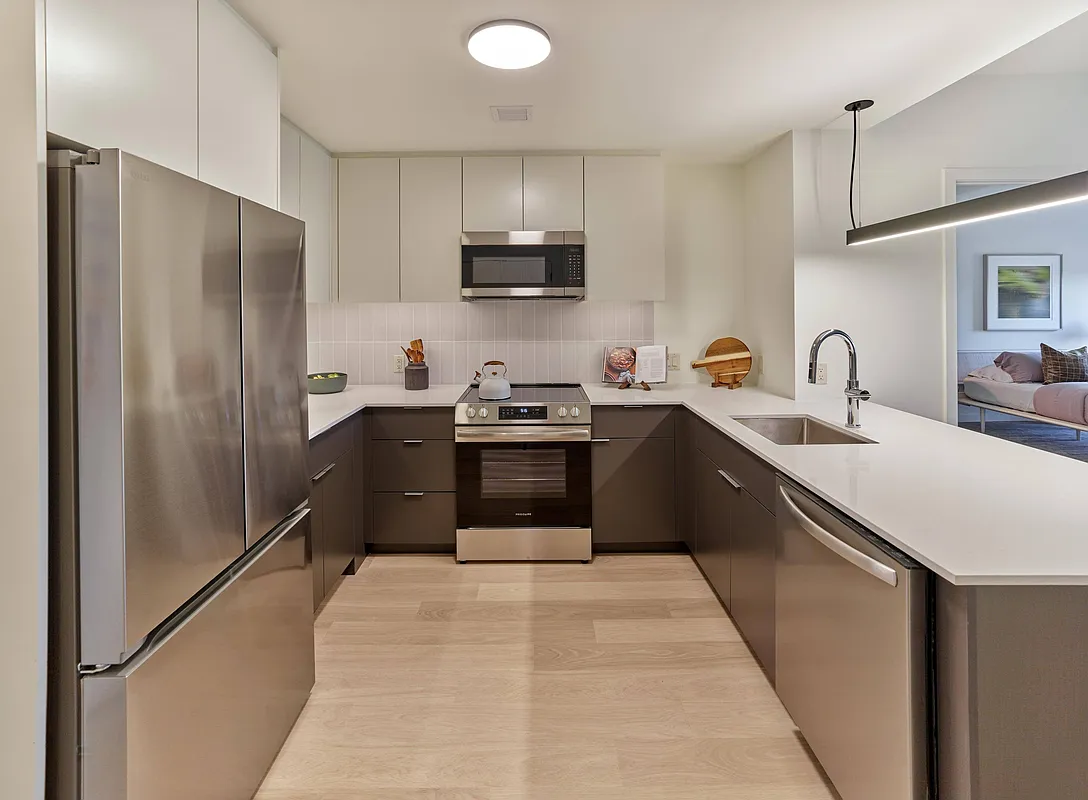 Introducing Aviva, Jersey City's newest luxury rental community offering thoughtfully designed studio, one-, two-, and three-bedroom residences with modern finishes, spacious layouts, and an exceptional collection of lifestyle amenities.
